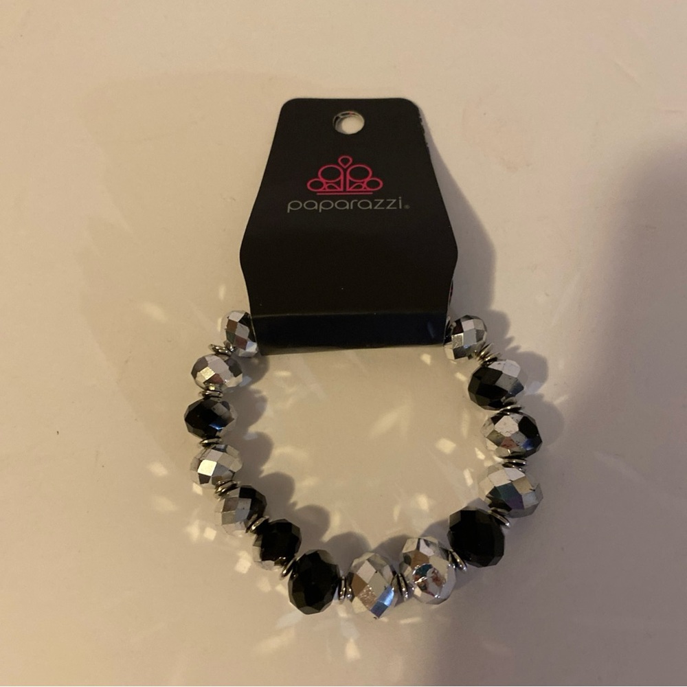 Paparazzi Beautifully Bewitching Black Bracelet NEW